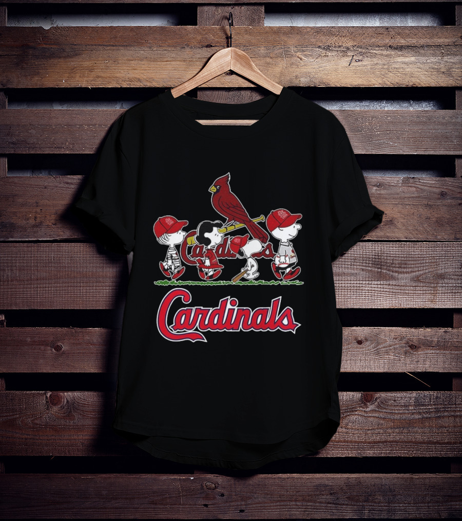 St. Louis Cardinals Peanuts Snoopy Charlie Brown Lucy Baseball T-Shirt