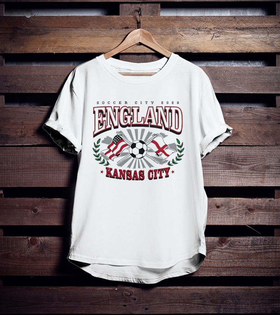 England Soccer City 2026 Flags Kansas City USA UK Soccer Ball T-Shirt