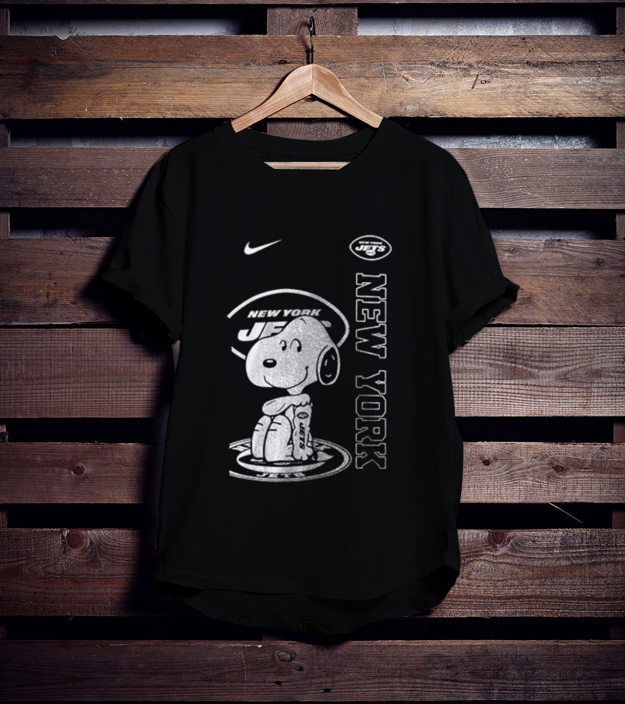 New York Jets Snoopy Yes I'm Old Thank You For The Memories T-Shirt