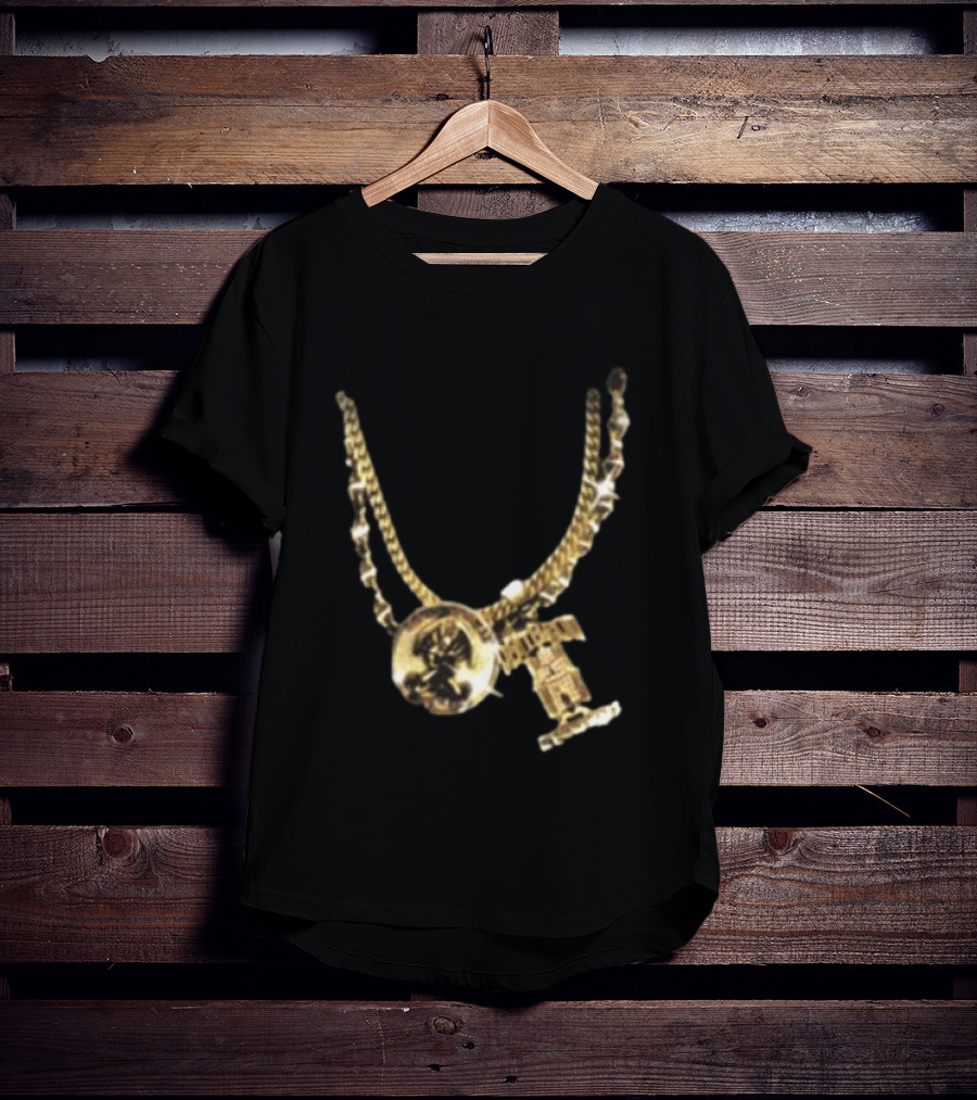 2Pac Gold Necklace Iconic Hip Hop Jewelry T-Shirt