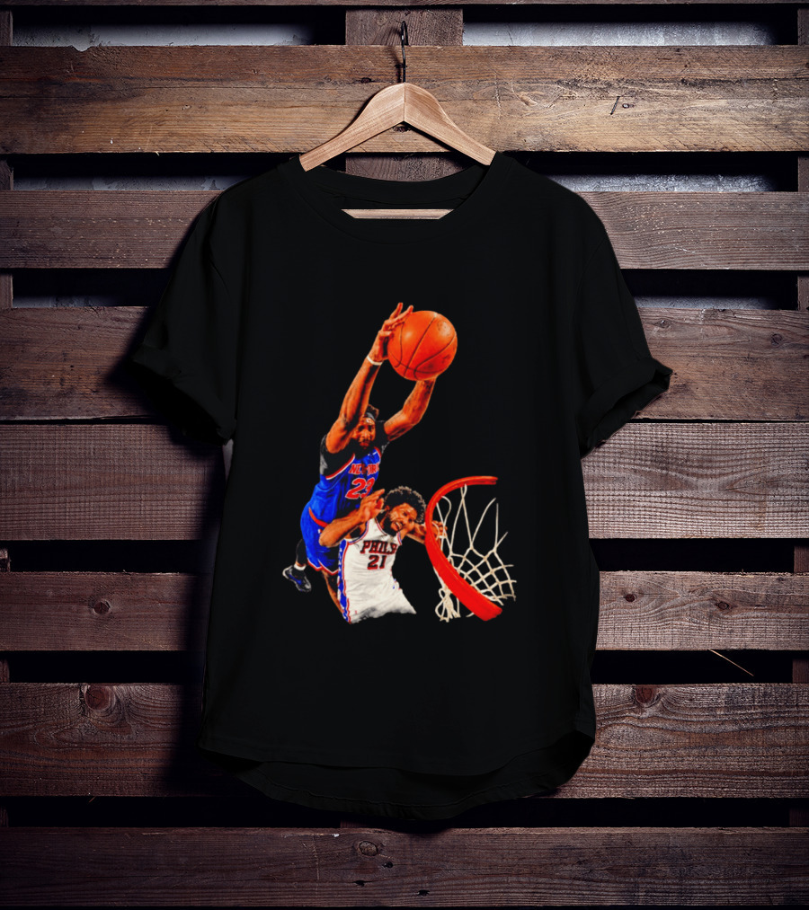 New York Knicks Mitchell Robinson Dunking On Philadelphia 2026 T-Shirt