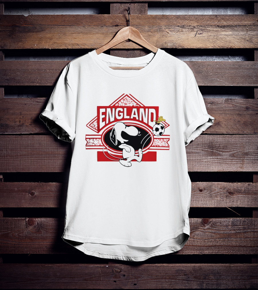 Snoopy Woodstock Peanuts England Soccer Football Collaboration T-Shirt