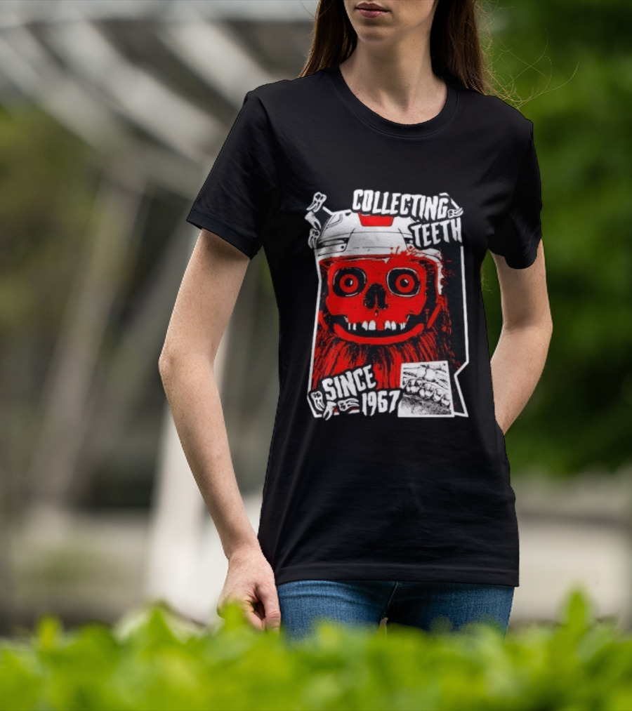 Philadelphia Flyers Gritty Collecting Teeth Since 1967 Monster Face Helmet T-Shirt