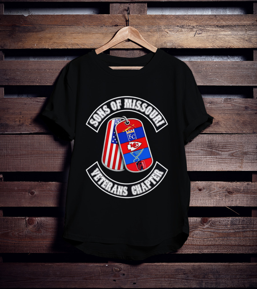 Sons Of Missouri Veterans Chapter Dog Tags KC Chiefs St. Louis Cardinals STL Blues USA Flag T-Shirt