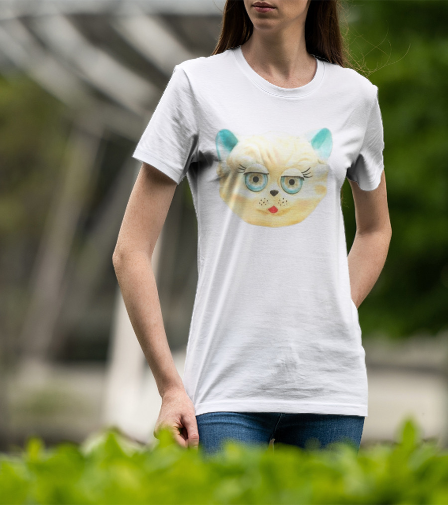 Carl Radke Valentino Le Chat De La Maison Vintage Cat Figurine T-Shirt