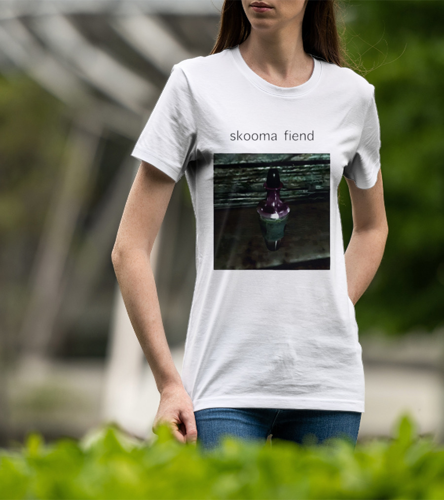 Skooma Fiend Skyrim Potion Character Reference T-Shirt