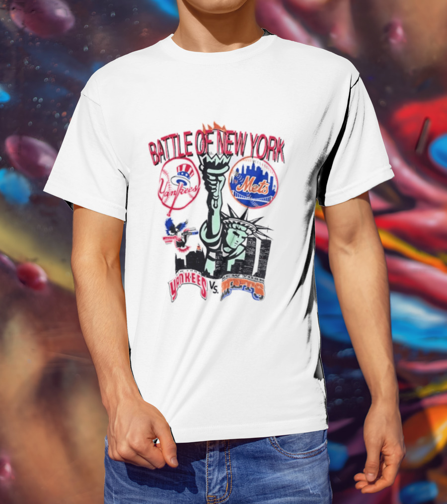 Yankees Mets Battle Of New York Statue Of Liberty T-Shirt