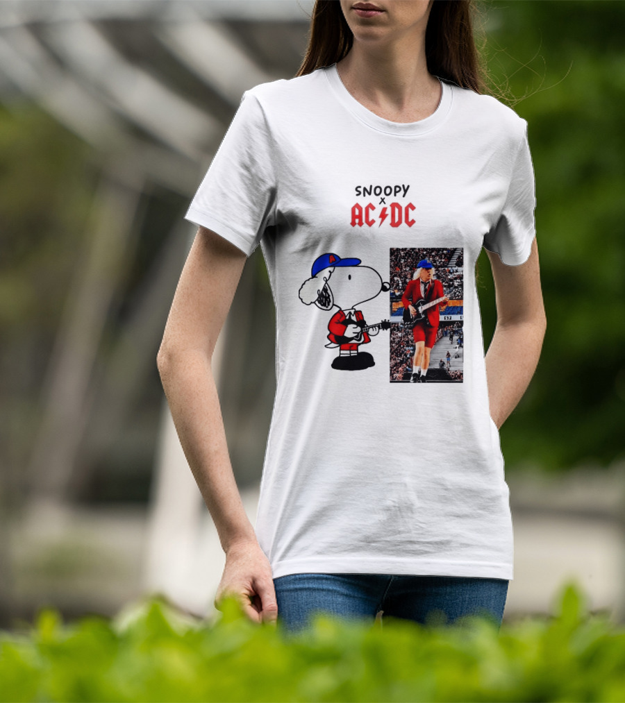Snoopy Peanuts AC DC Angus Young Rock Concert T-Shirt