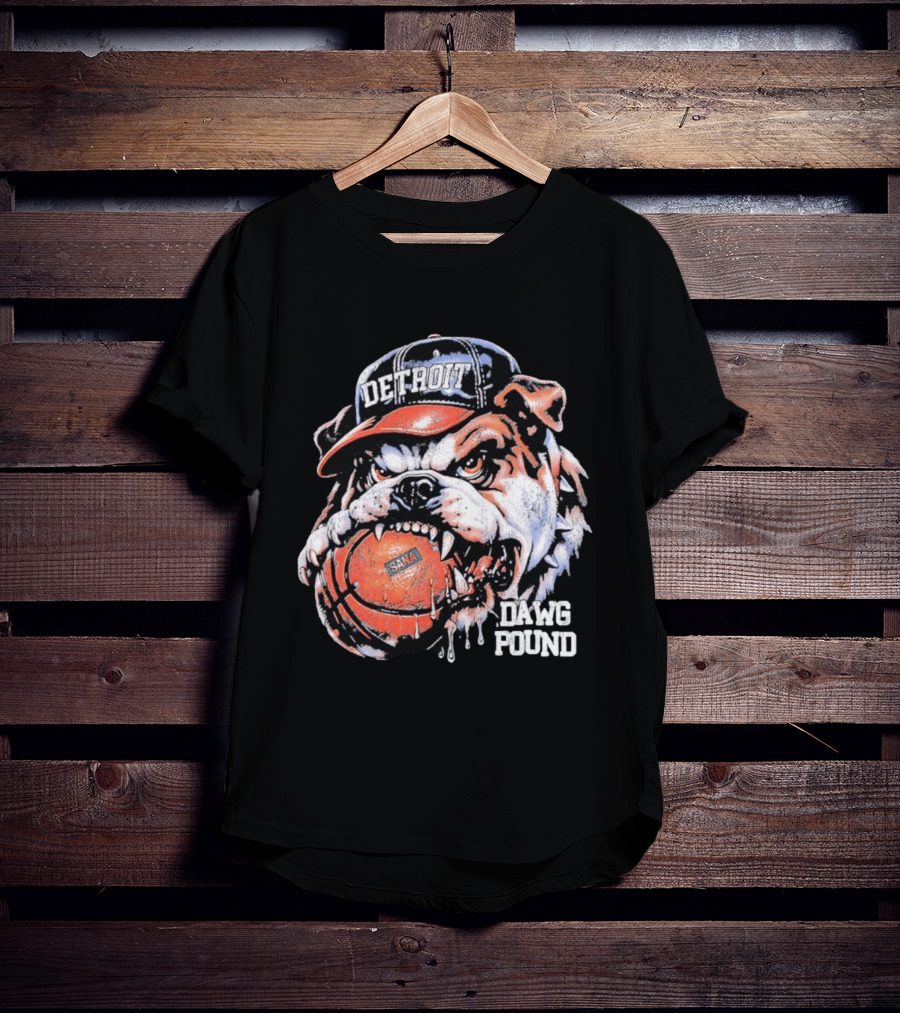 Detroit Bulldog Holding Basketball Dawg Pound T-Shirt