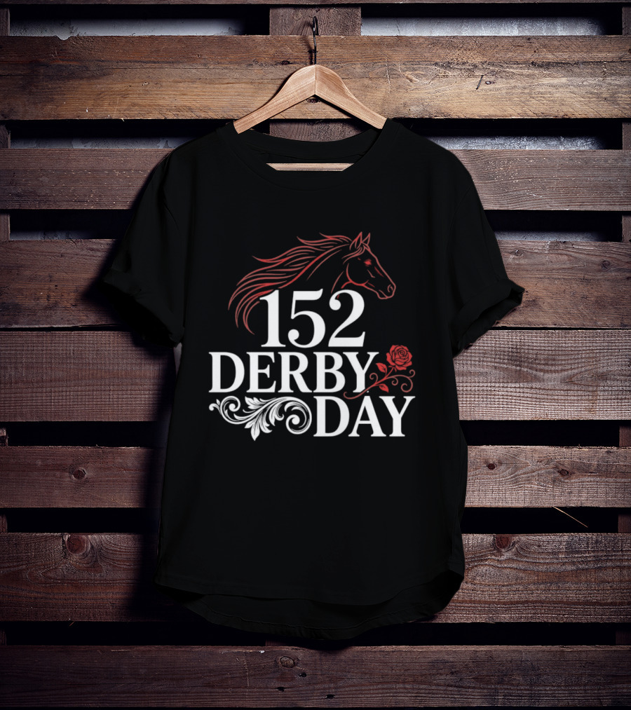 152 Derby Day Horse Racing Event With Floral And Horse Head T-Shirt
