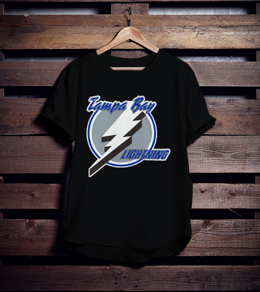 Tampa Bay Lightning 90s Vintage Style Retro Classic NHL Team T-Shirt