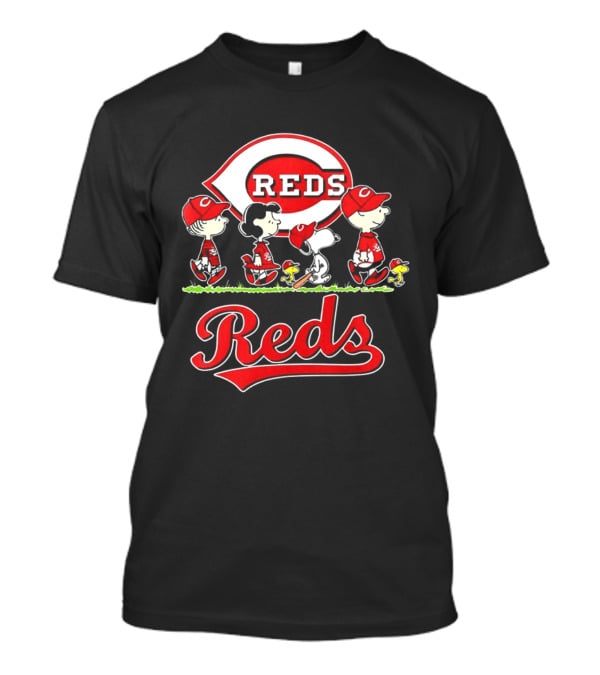 Snoopy Charlie Brown Linus Lucy Cincinnati Reds Baseball T-Shirt