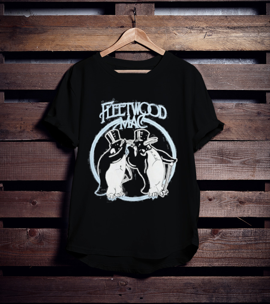 Ginny Miller Antonia Gentry Ginny And Georgia Fleetwood Mac T-Shirt