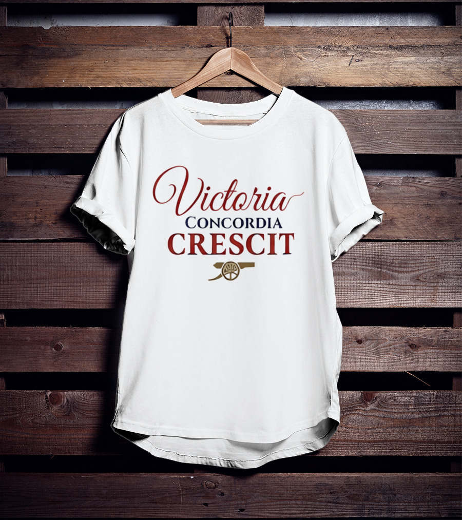 Victoria Concordia Crescit Arsenal FC Triumph Motto T-Shirt