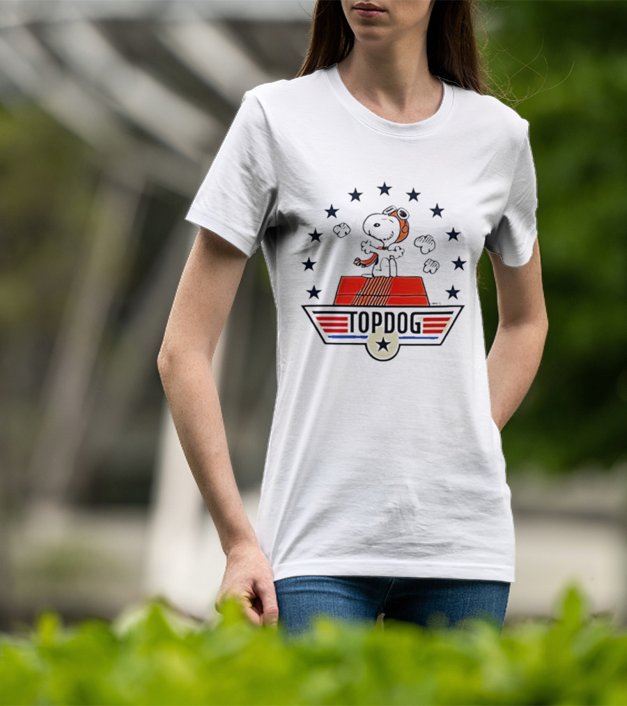 Snoopy Top Dog Stars Aviator Scarf And Goggles T-Shirt