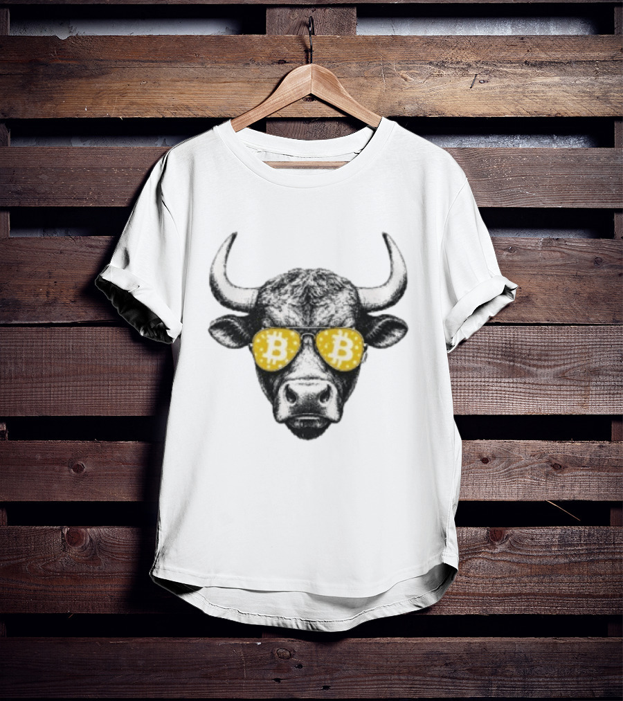 Bitcoin Is For The Bulls Cryptocurrency Enthusiast T-Shirt