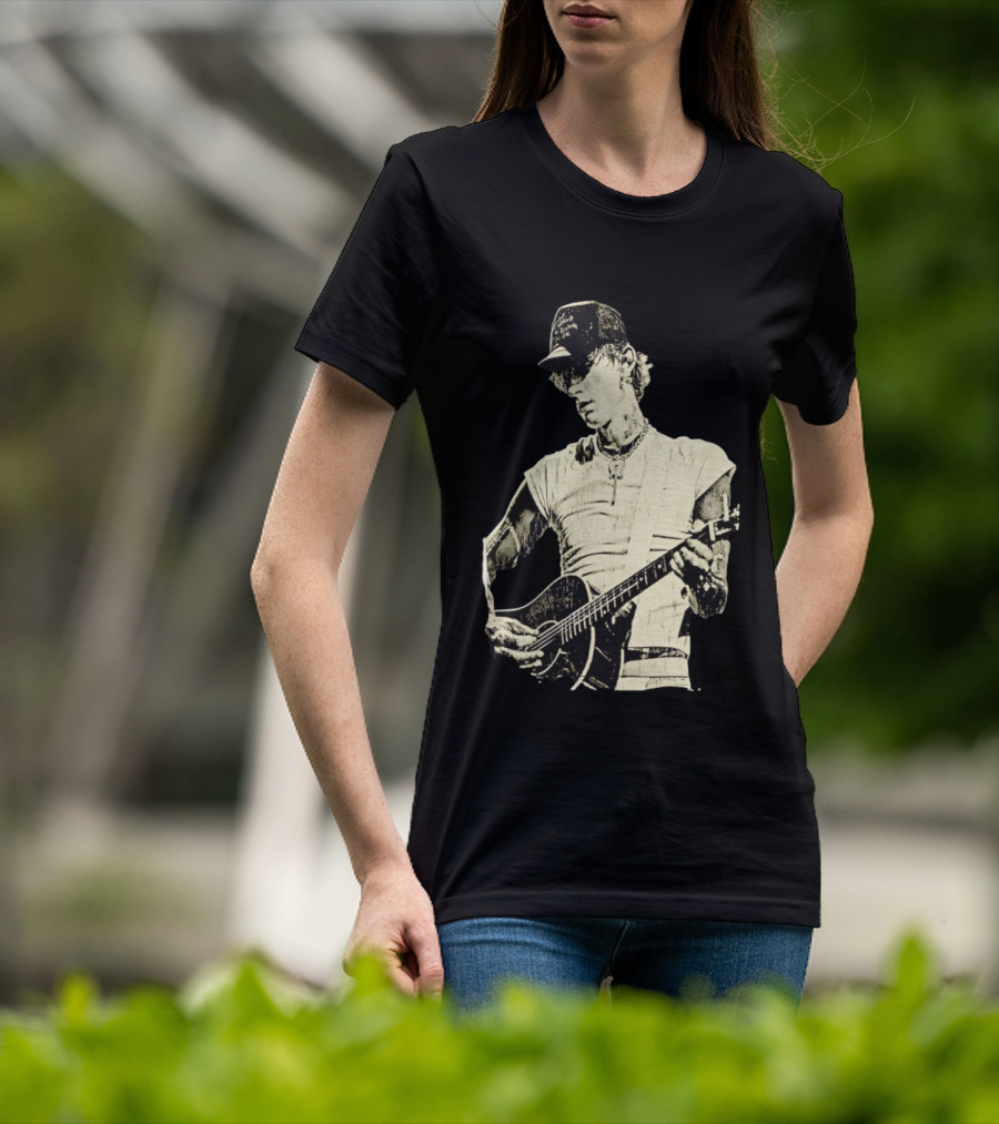 Machine Gun Kelly Americana Tour 2026 Vintage Guitar T-Shirt