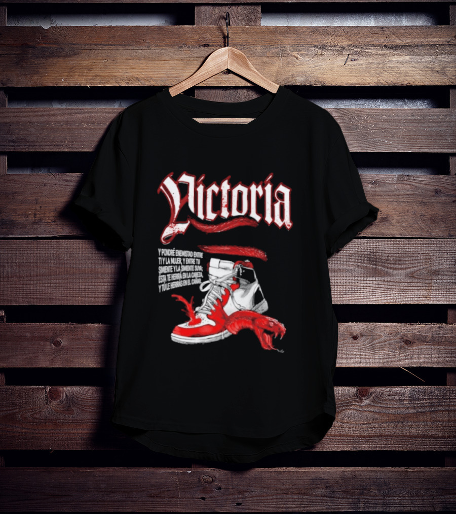 Victoria Y Pondré Enemistad Entre Ti Y La Mujer Simiente Suya Sneaker Serpent T-Shirt
