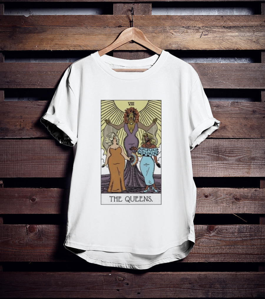 The Queens VIII Tarot Card Empowerment And Elegance T-Shirt