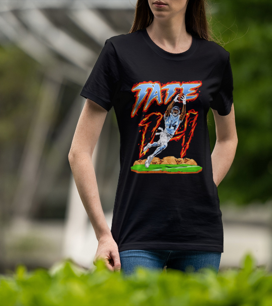 Tennessee Titans Carnell Tate Hand Drawn 17 Football T-Shirt