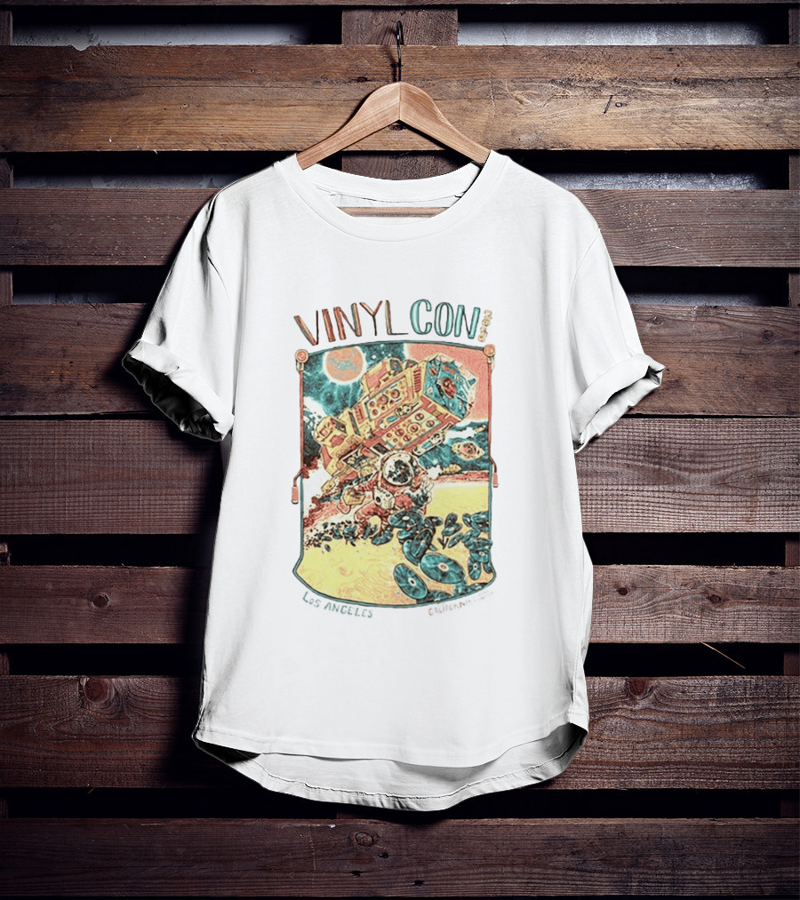 VinylCon 2026 Los Angeles August 22 23 Astronaut Carrying Boom Box With Flying Records Event T-Shirt