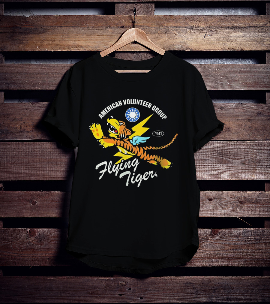 Flying Tigers American Volunteer Group 1941 Emblem Art WWII Aviation History T-Shirt