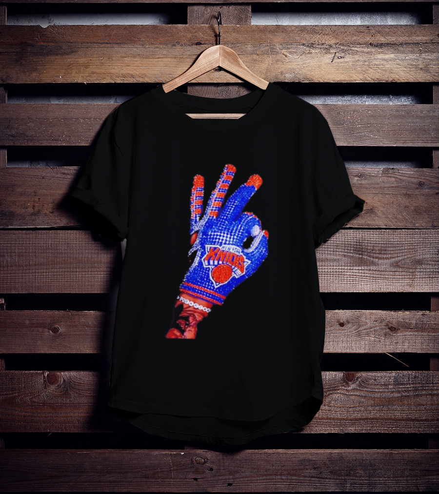 New York Knicks NBA Frenchoo Basketball Fan Glove T-Shirt