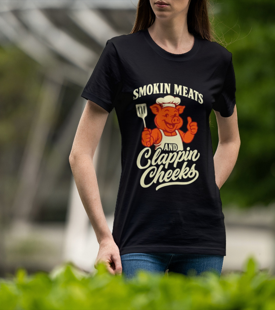Smokin Meats And Clappin Cheeks Pig Chef Thumbs Up BBQ T-Shirt