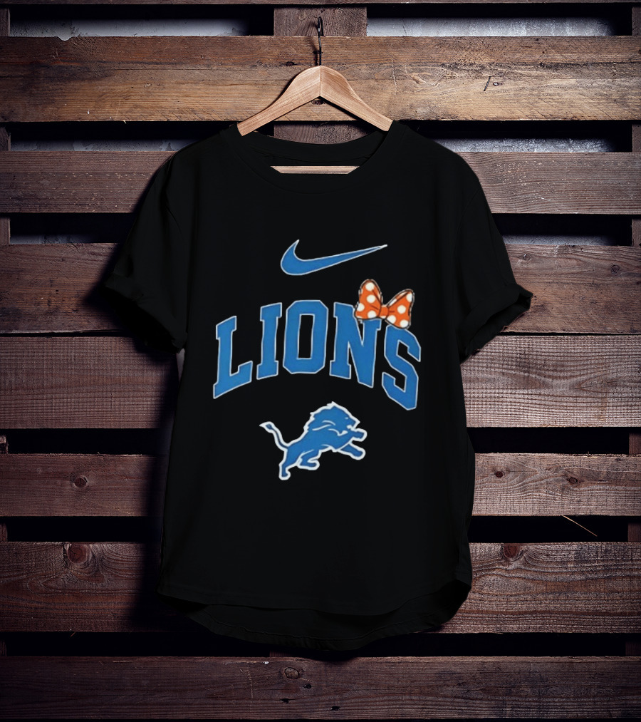 Detroit Lions Boo To You Fa Boo Lous Rugby Sports Team Halloween Bow T-Shirt