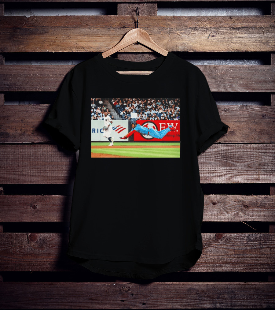 Vladimir Guerrero Jr Toronto Blue Jays Dive Action Baseball T-Shirt