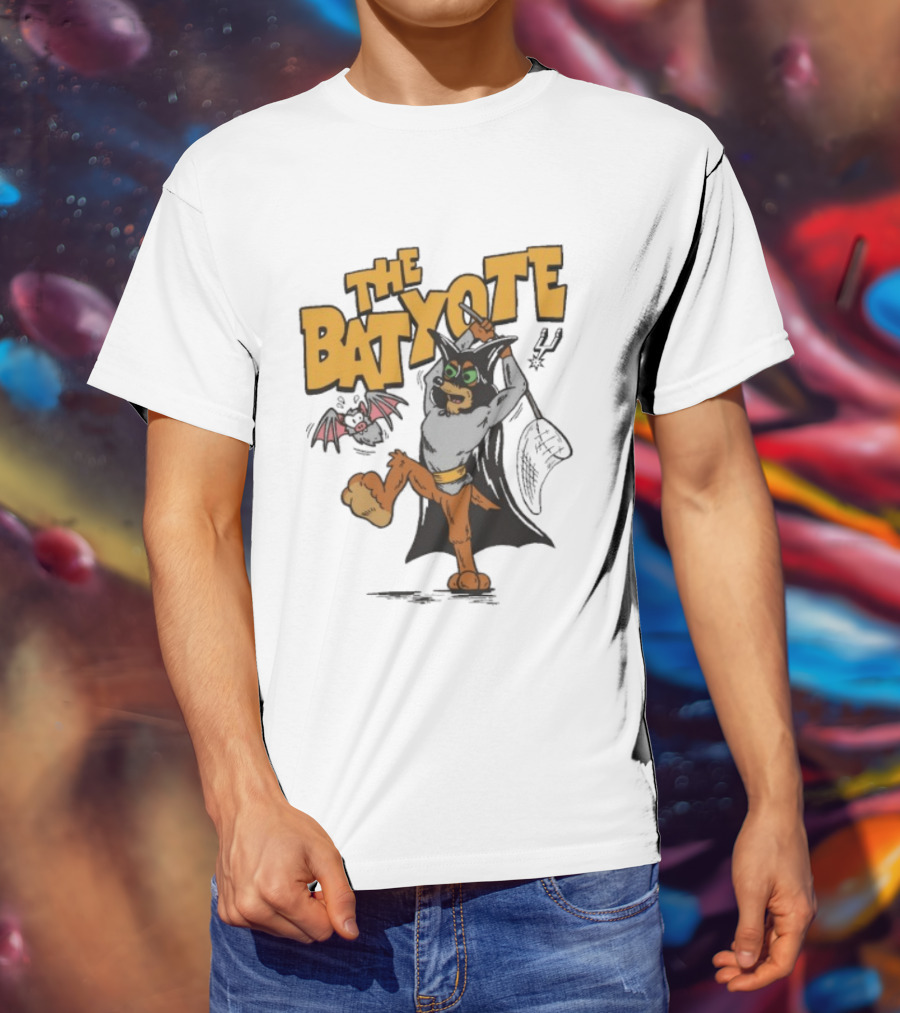 San Antonio Spurs The Batyote Character With Cape And Bat T-Shirt
