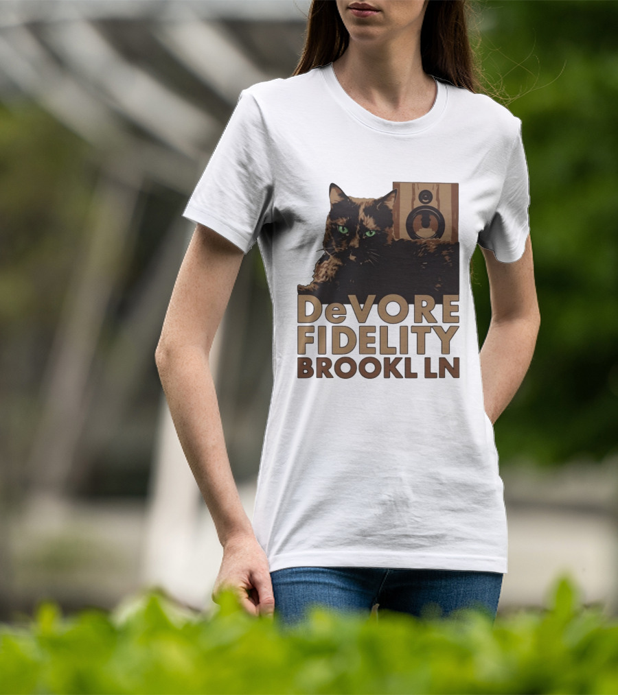 DeVore Fidelity Brooklyn LN Cat Speaker T-Shirt