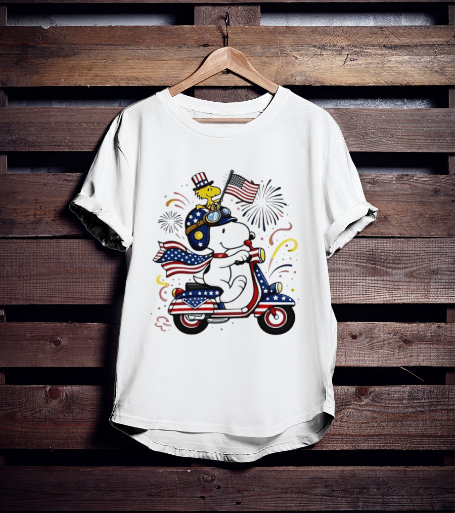 Snoopy Woodstock 250th Anniversary USA Patriotic Peanuts Celebration T-Shirt