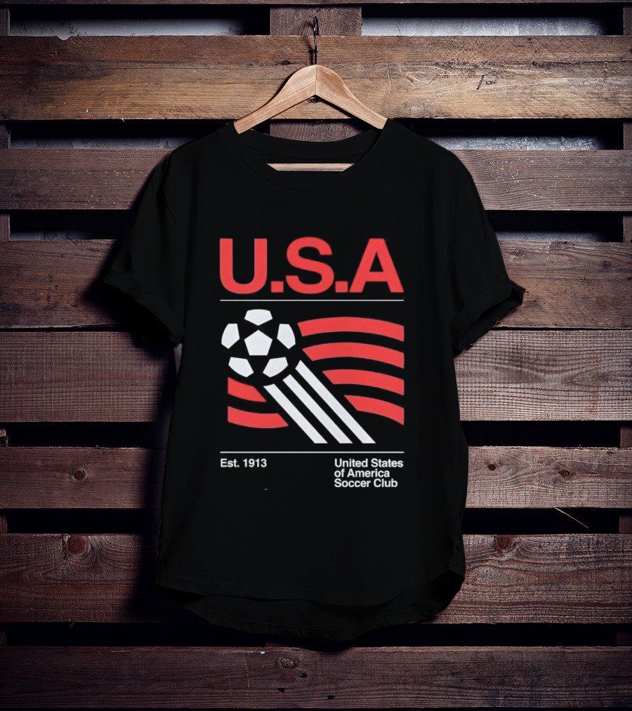 U.S.A. Est. 1913 United States Soccer Club Ball Flag T-Shirt