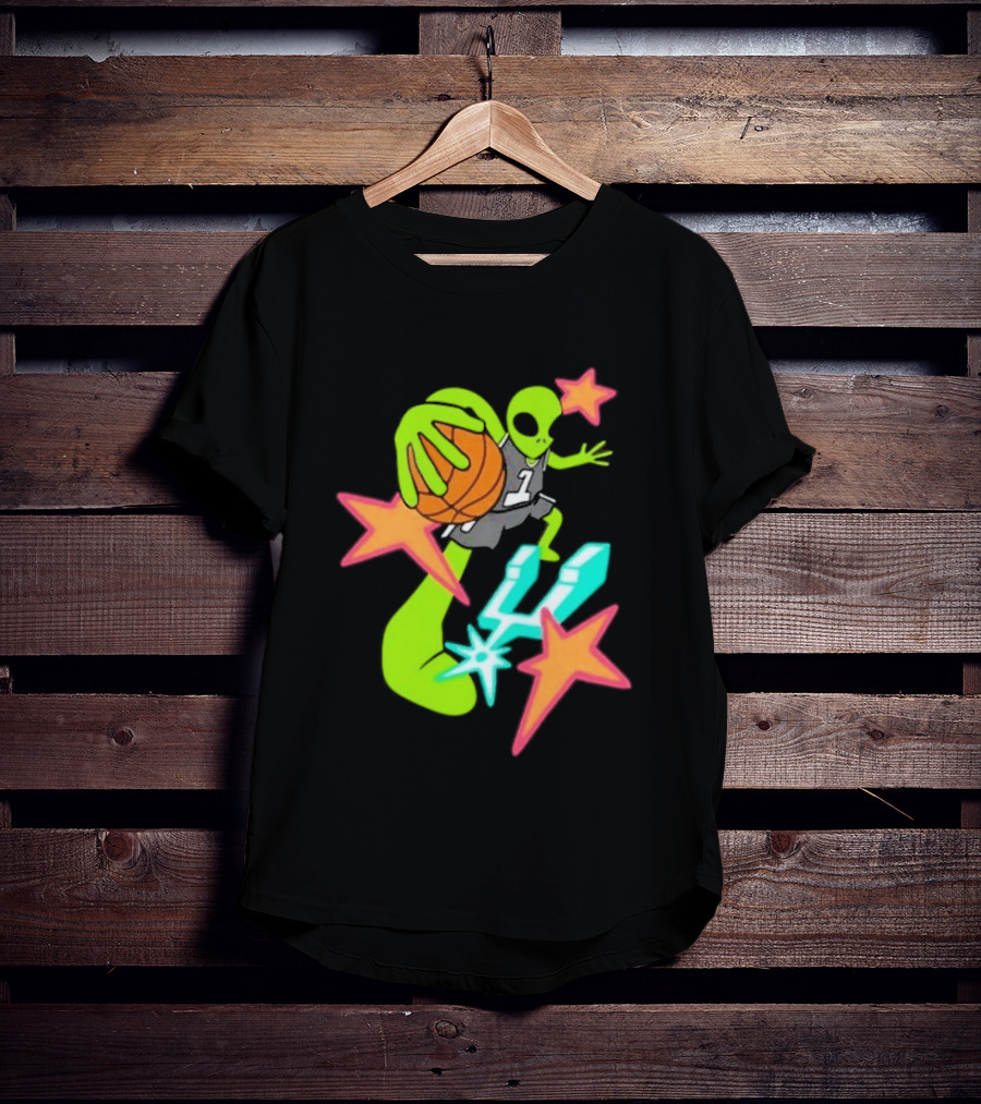 Victor Wembanyama Spurs Alien Basketball Dunk With Stars And Number 1 Jersey T-Shirt