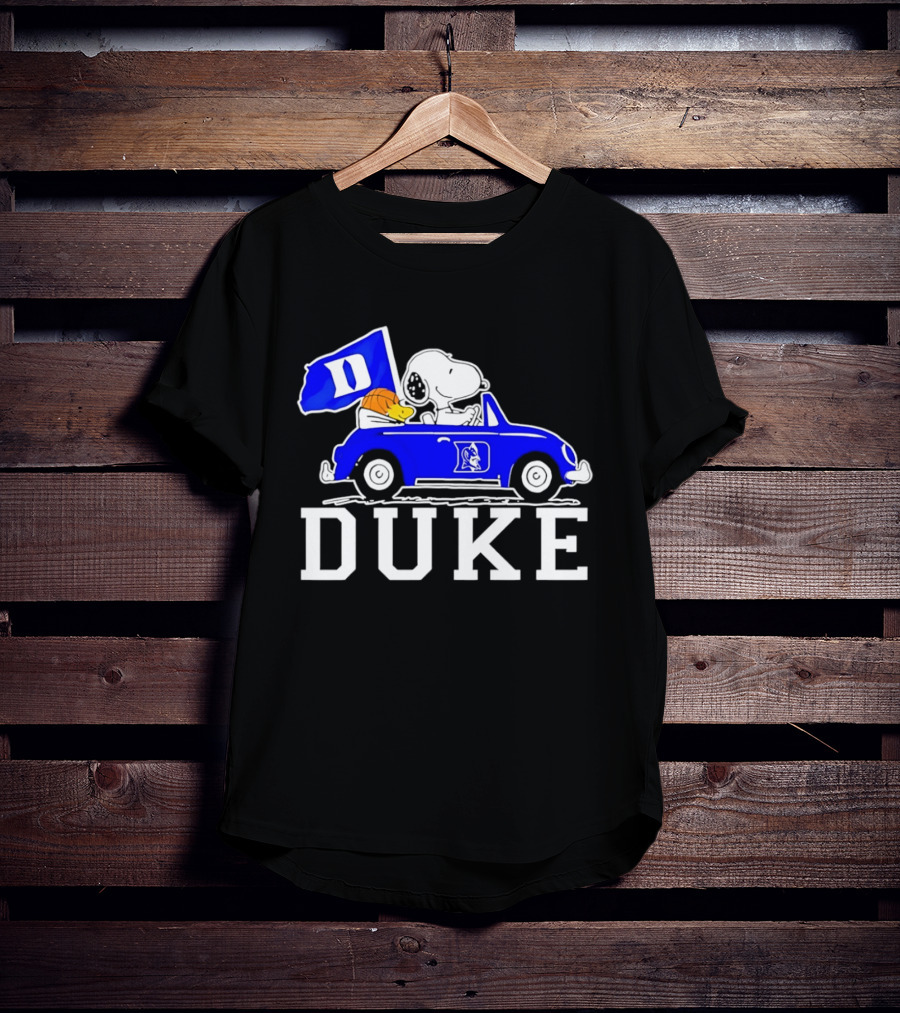 Snoopy And Woodstock Driving Duke Blue Car With Duke Blue Devils Flag T-Shirt