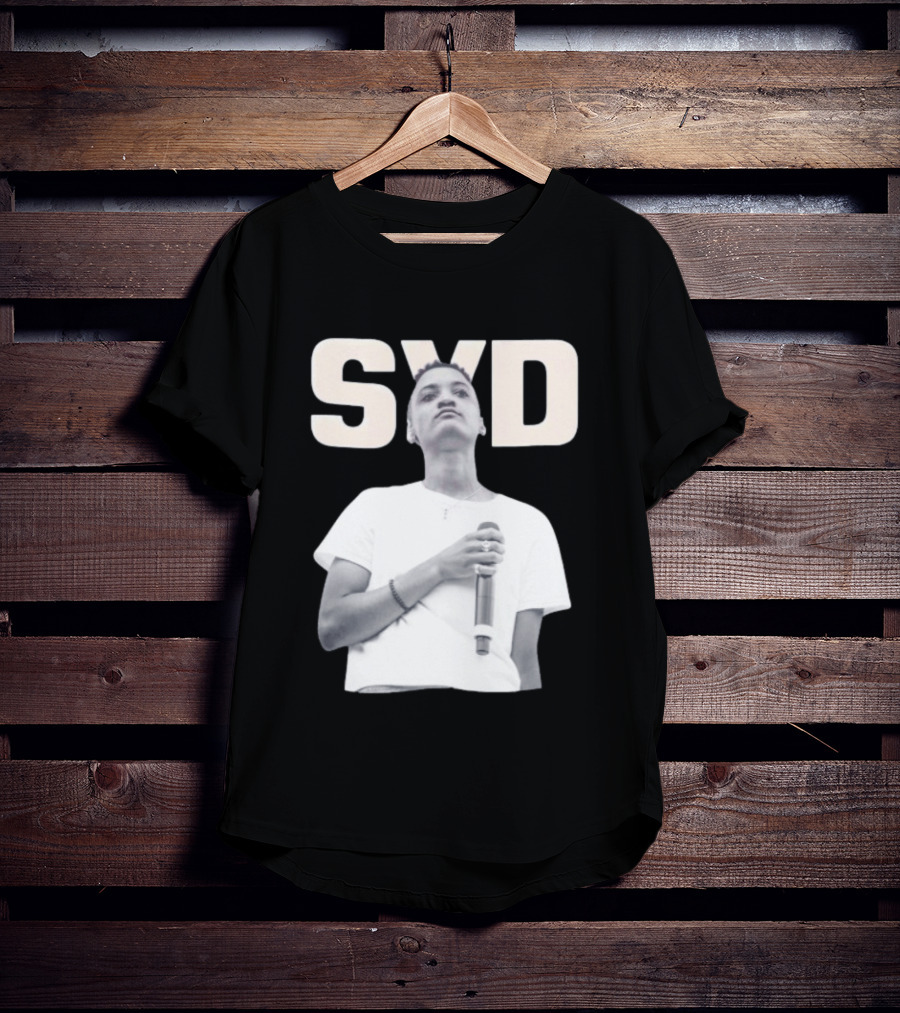 SYD Sydney Bennett Microphone Performance T-Shirt