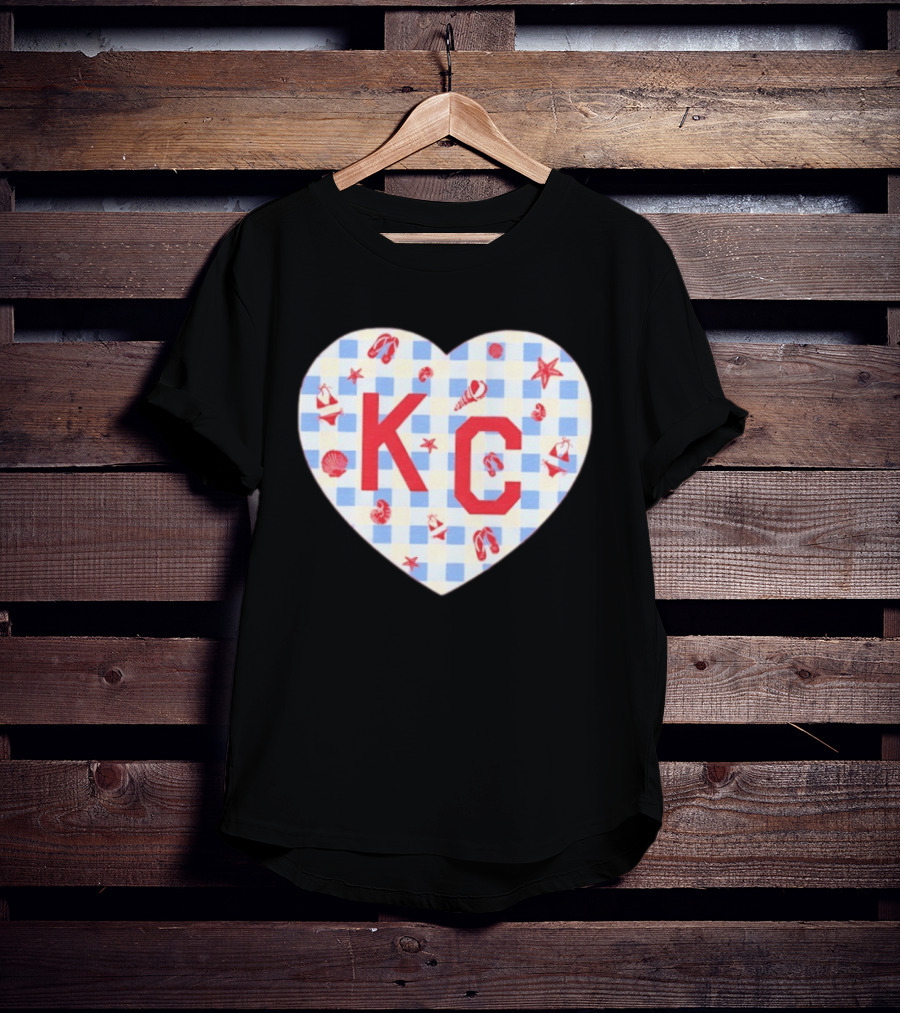 KC Heart Summertime Oatmeal Checkered Seashells And Starfish T-Shirt