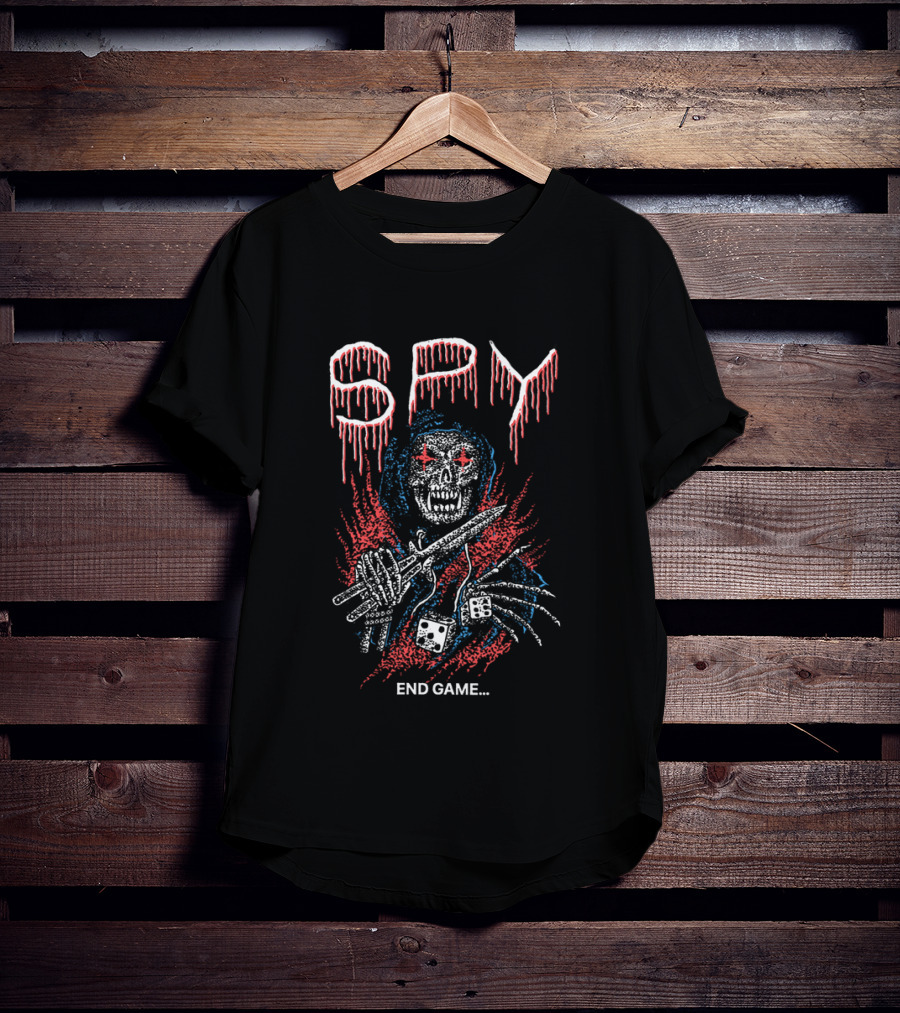 END GAME Red Star Eyed Skull With Knife And Dice T-Shirt