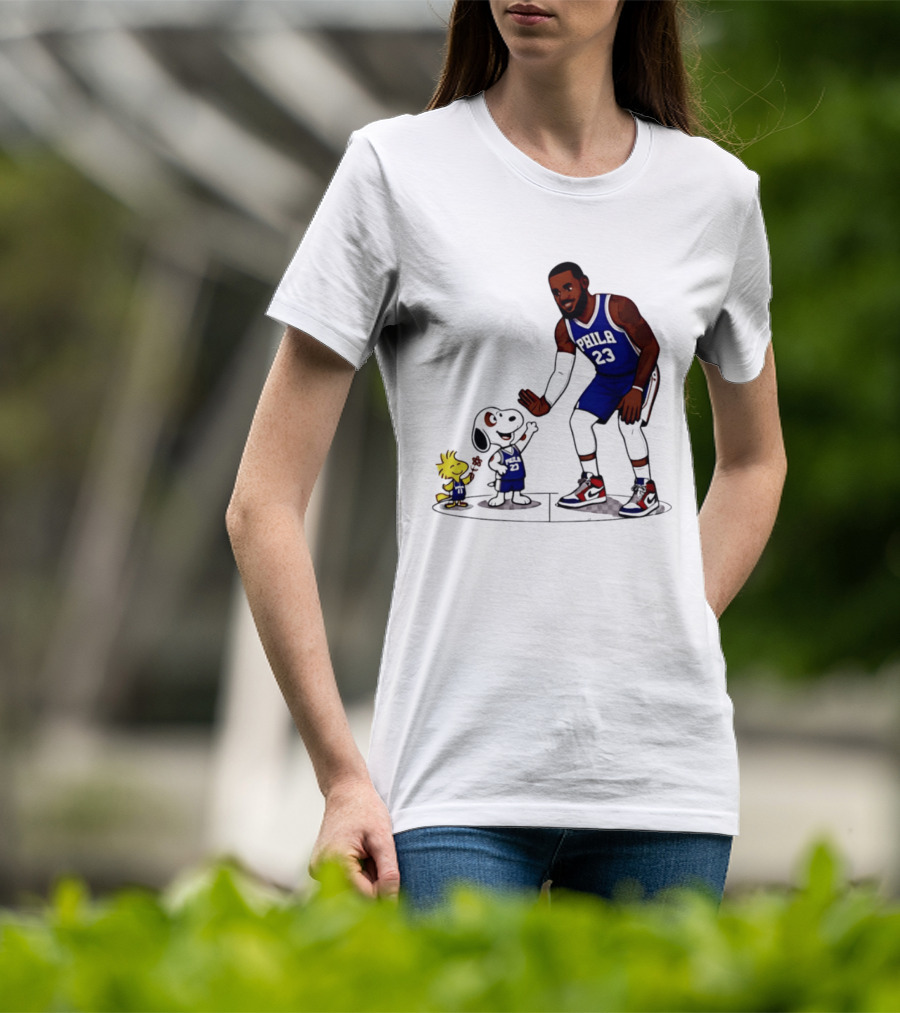 Snoopy Woodstock High Five LeBron James 23 Philadelphia 76ers Collaboration T-Shirt