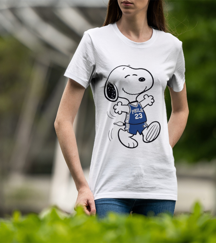 Snoopy Philly 23 Basketball Peanuts X LeBron James Philadelphia Sixer T-Shirt