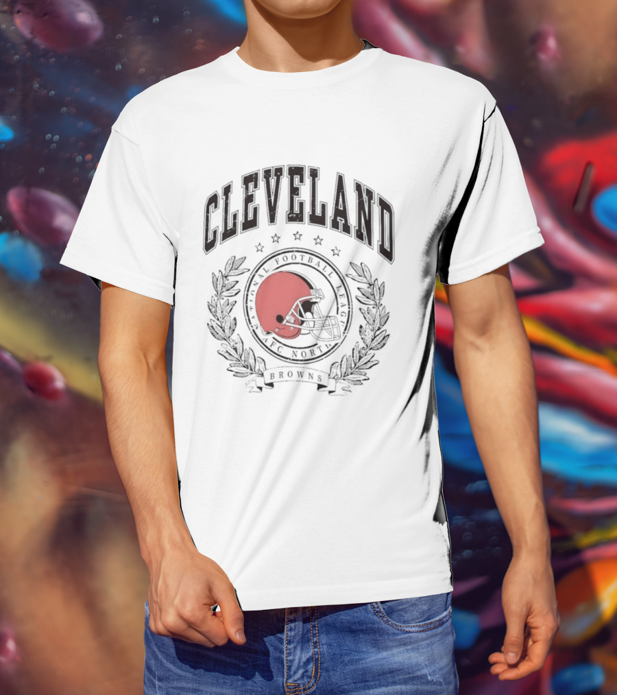 Cleveland Browns NFL AFC North Football Team Helmet Crest T-Shirt