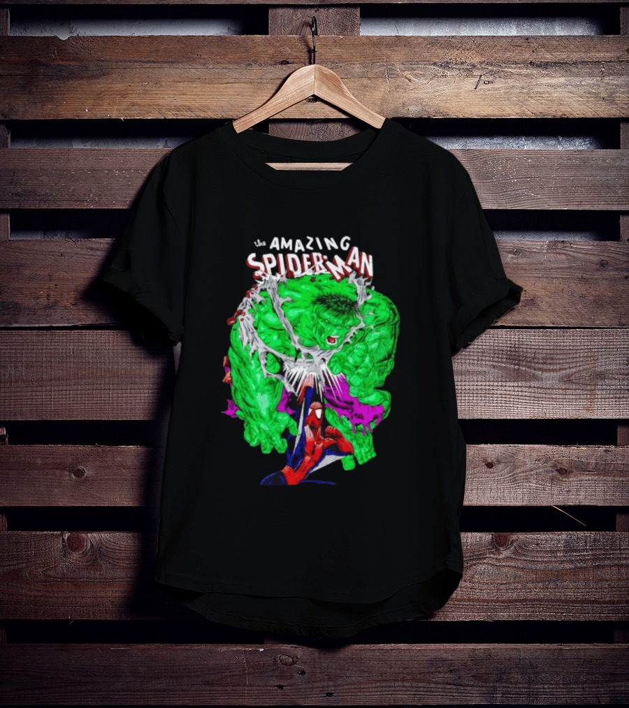 The Amazing Spider Man The Incredible Hulk Comic Style Showdown T-Shirt