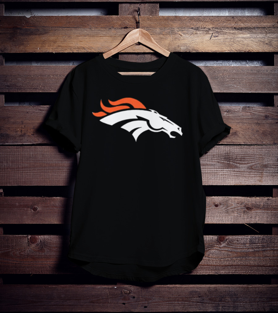 Denver Broncos Damn Right I Am A Broncos Now And Forever Signatures Two Sided T-Shirt