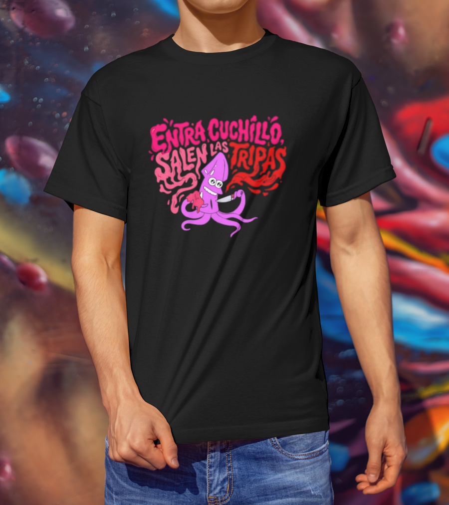 Entra Cuchillo Salen Las Tripas Squid Cartoon Knife Fun T-Shirt