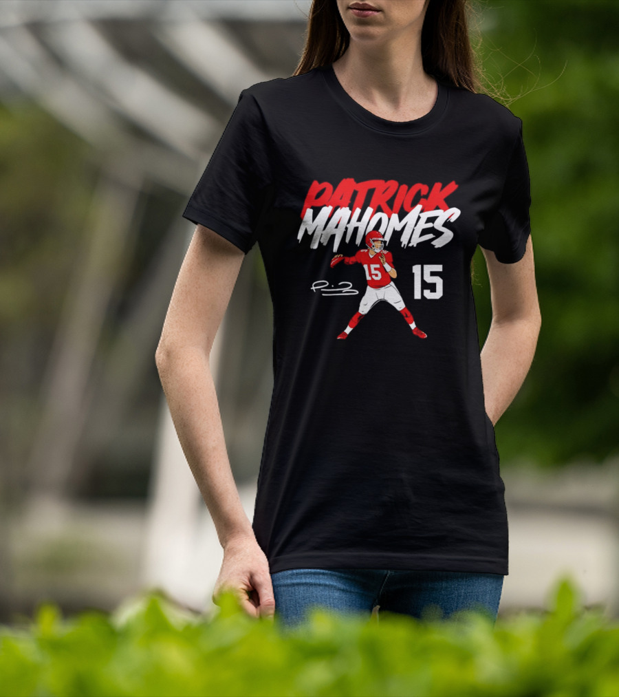 Patrick Mahomes 15 KC Chiefs Signature Pose 2026 Star T-Shirt
