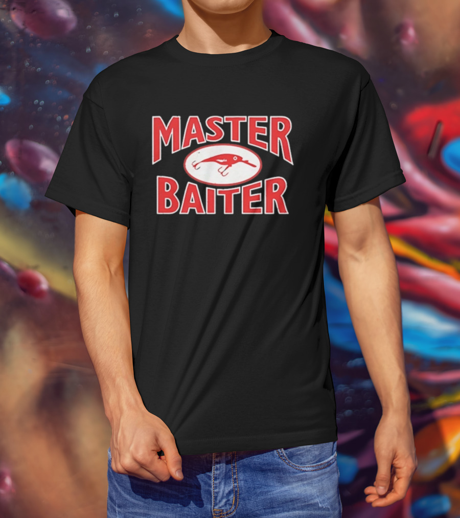 Master Baiter Fishing Lure Nostalgic Humor Décor T-Shirt