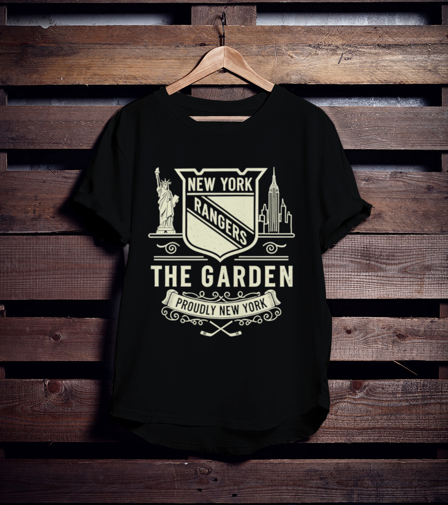 New York Rangers The Garden Proudly New York Statue Empire Building T-Shirt