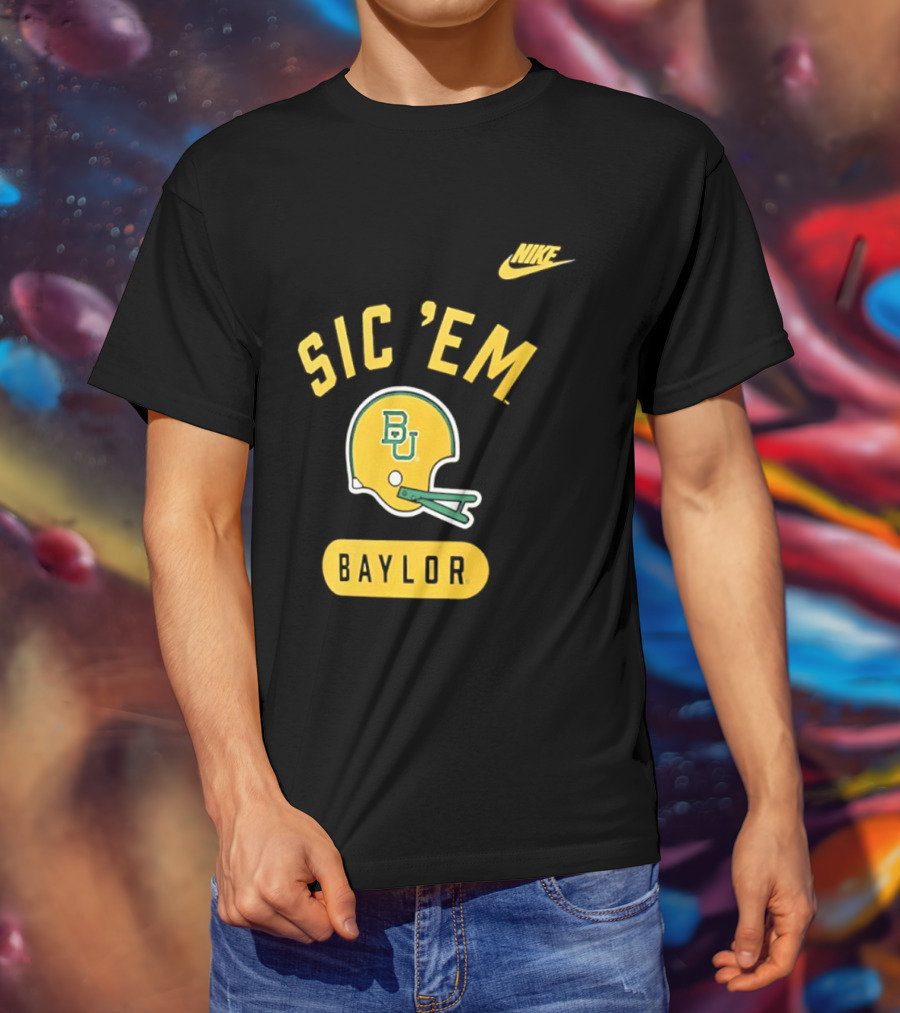 Nike Sic 'Em Baylor Football Helmet BU T-Shirt