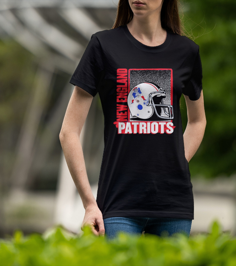 New England Patriots Vintage Helmet 2026 Season T-Shirt